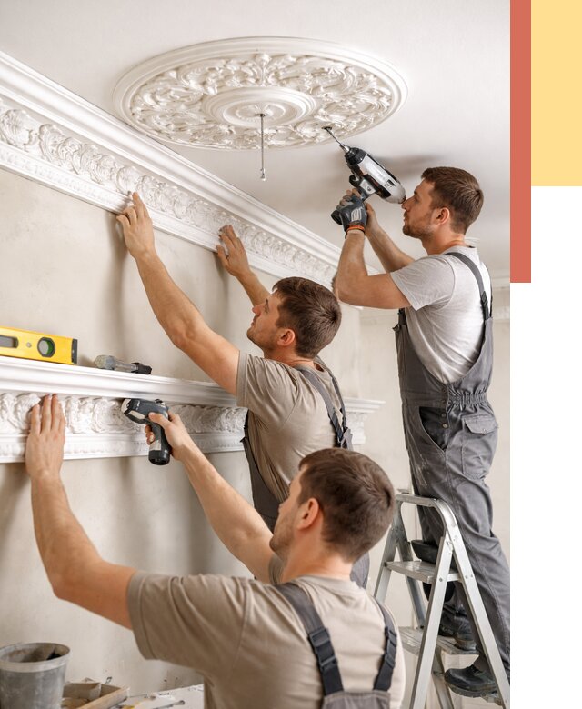 Монтаж лепнины на потолок в Красноуфимске от 3250 руб. быстро и недорого | ОТДЕЛОЧНИК-Крф